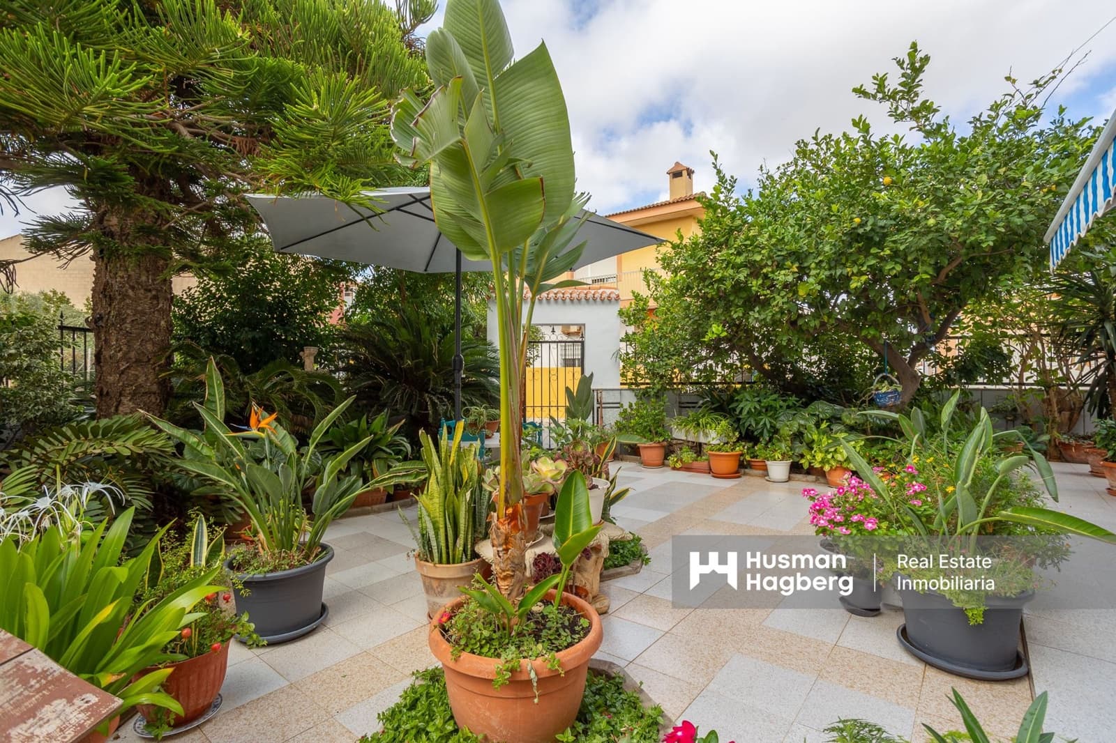 5 bedroom Villa for sale in El Algar with pool - € 269,900 (Ref: 9431934)