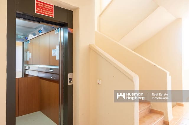 Apartamento de 3 habitaciones en Los Alcázares en venta con piscina - 235.000 € (Ref: 9432406)