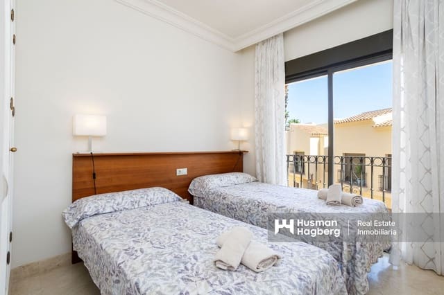 Apartamento de 3 habitaciones en Los Alcázares en venta con piscina - 235.000 € (Ref: 9432406)