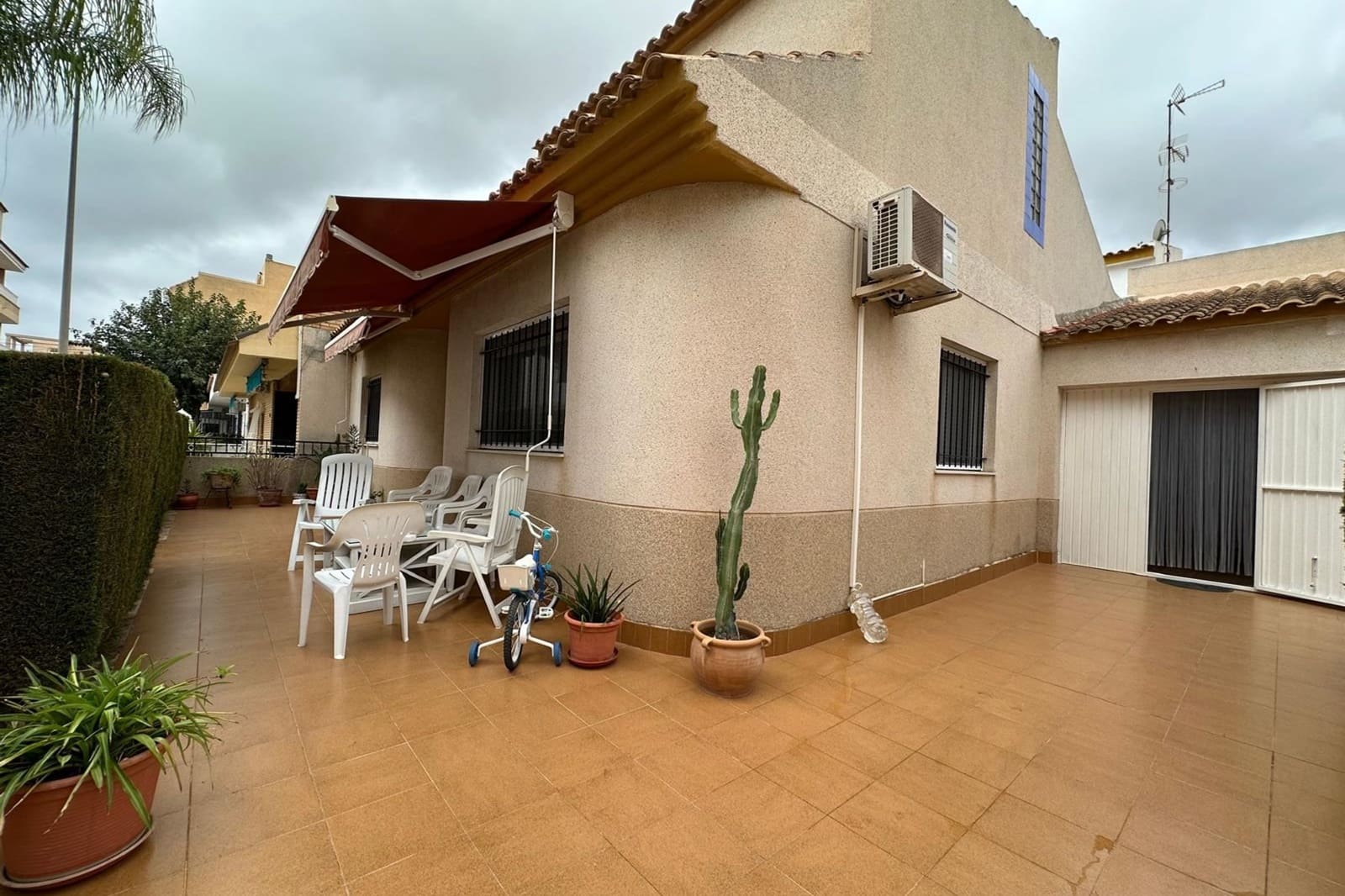 4 quarto Casa em Banda para venda em Los Alcazares - 325 000 € (Ref: 9444947)