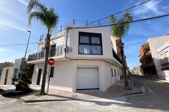 4 slaapkamer Huis te koop in Centro, Los Alcázares - € 320.000 (Ref: 9451468)