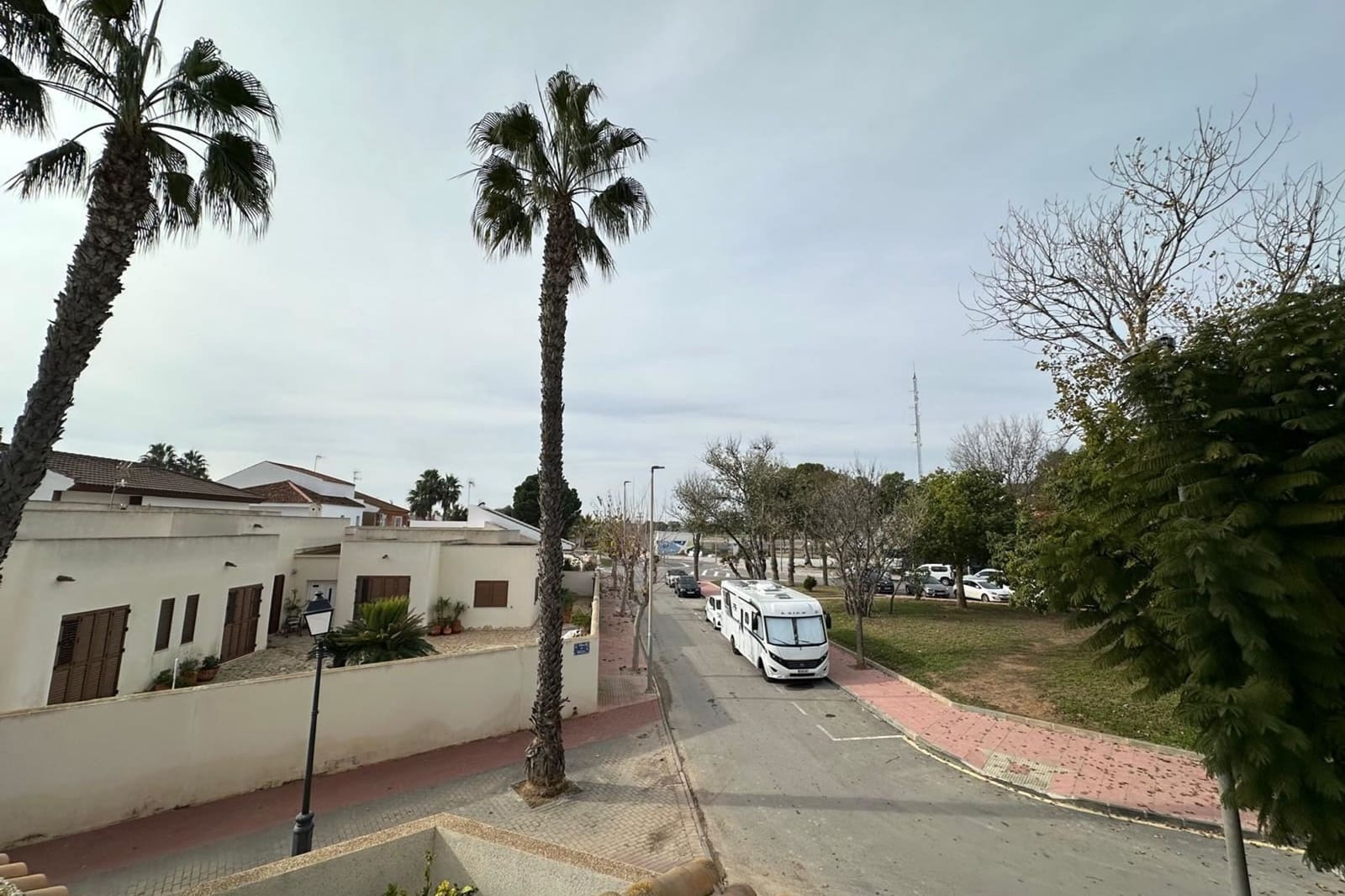 4 bedroom Townhouse for sale in Los Alcazares - € 209,900 (Ref: 9484973)