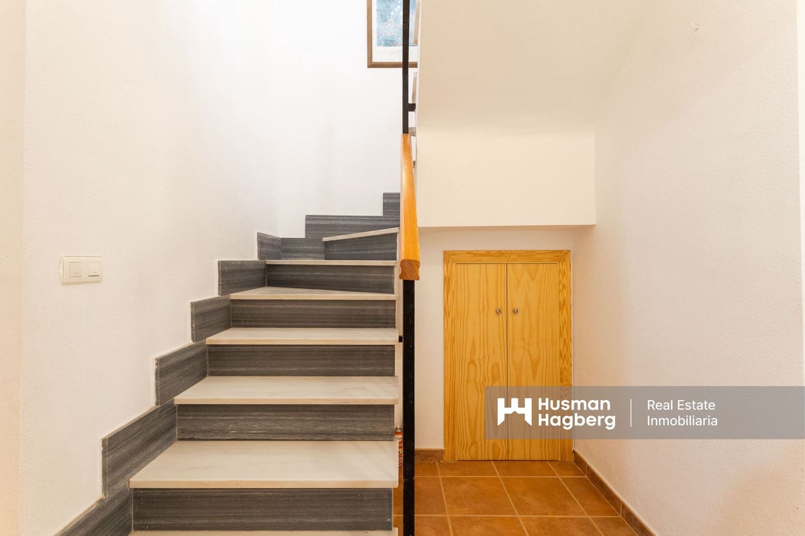 4 bedroom Townhouse for sale in Los Alcazares - € 209,900 (Ref: 9484973)