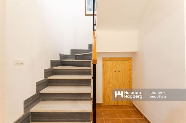 4 bedroom Townhouse for sale in Centro, Los Alcázares - € 209,900 (Ref: 9484973)