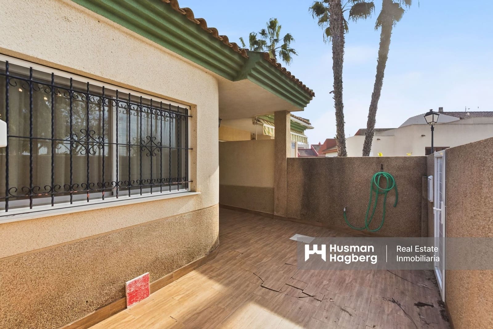 4 bedroom Townhouse for sale in Los Alcazares - € 209,900 (Ref: 9484973)