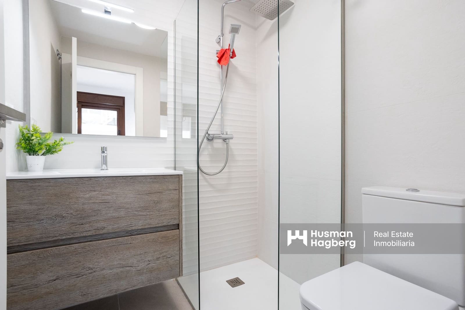 2 soverom Leilighet til salgs i Lo Pagan med svømmebasseng - € 233 000 (Ref: 9525858)