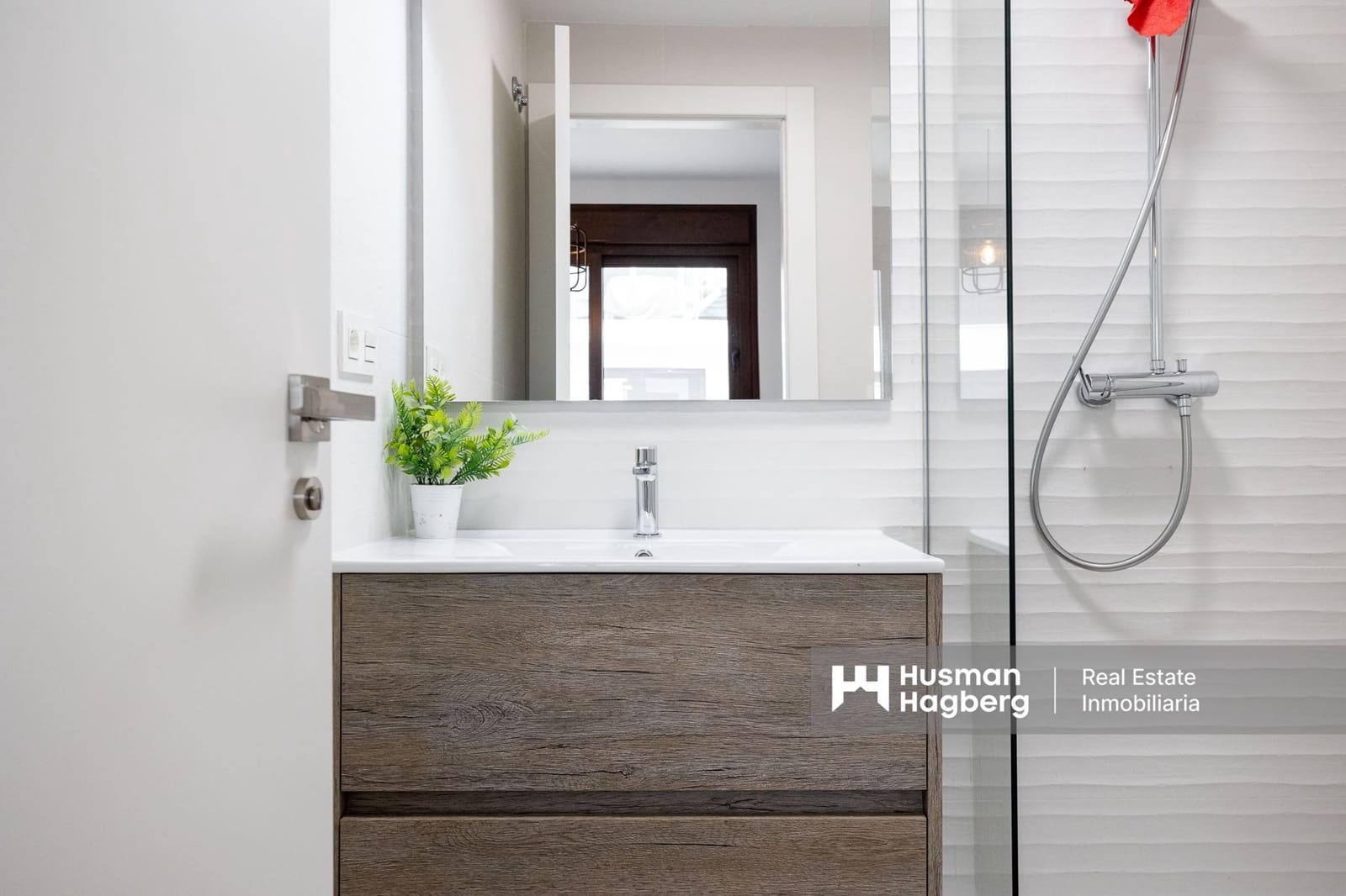 2 soverom Leilighet til salgs i Lo Pagan med svømmebasseng - € 233 000 (Ref: 9525858)