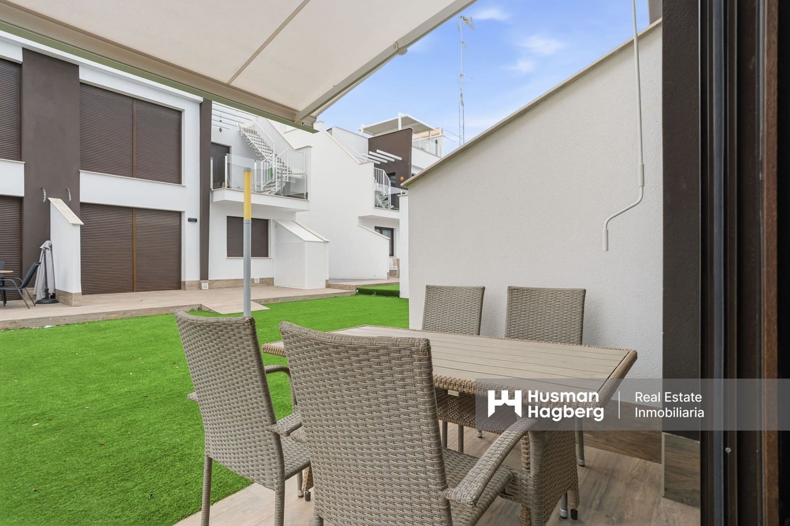 2 soverom Leilighet til salgs i Lo Pagan med svømmebasseng - € 233 000 (Ref: 9525858)