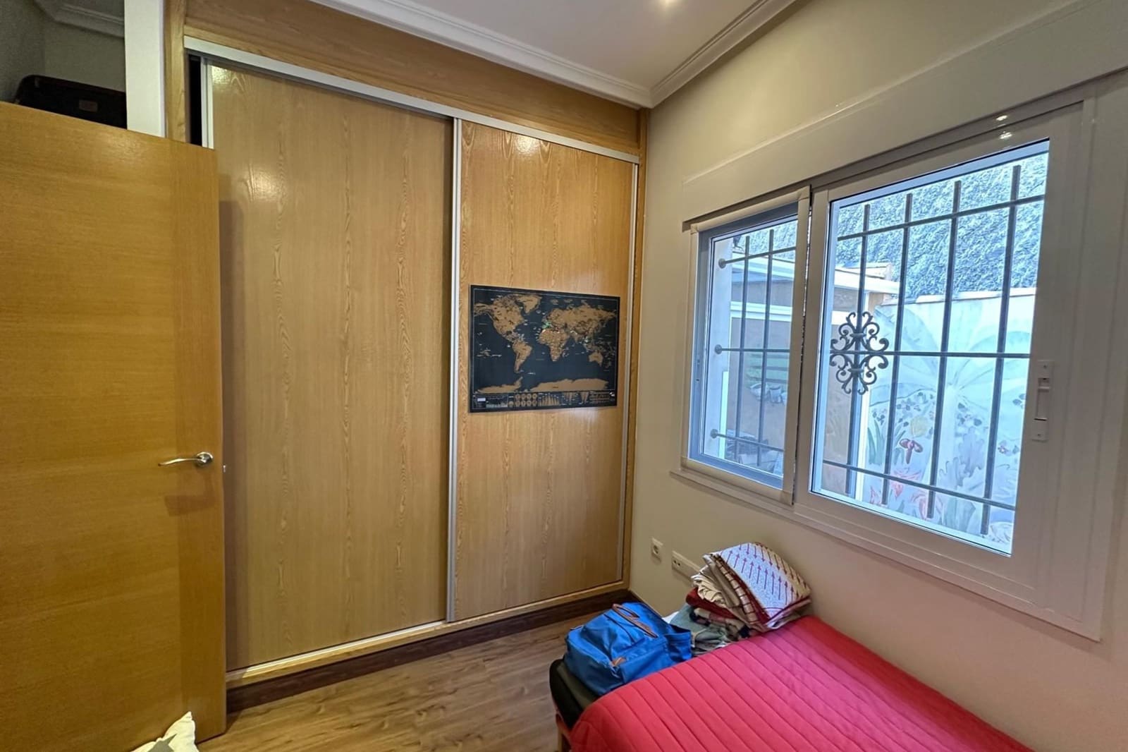 Chalet de 3 habitaciones en El Carmoli en venta con piscina - 425.000 € (Ref: 9544129)