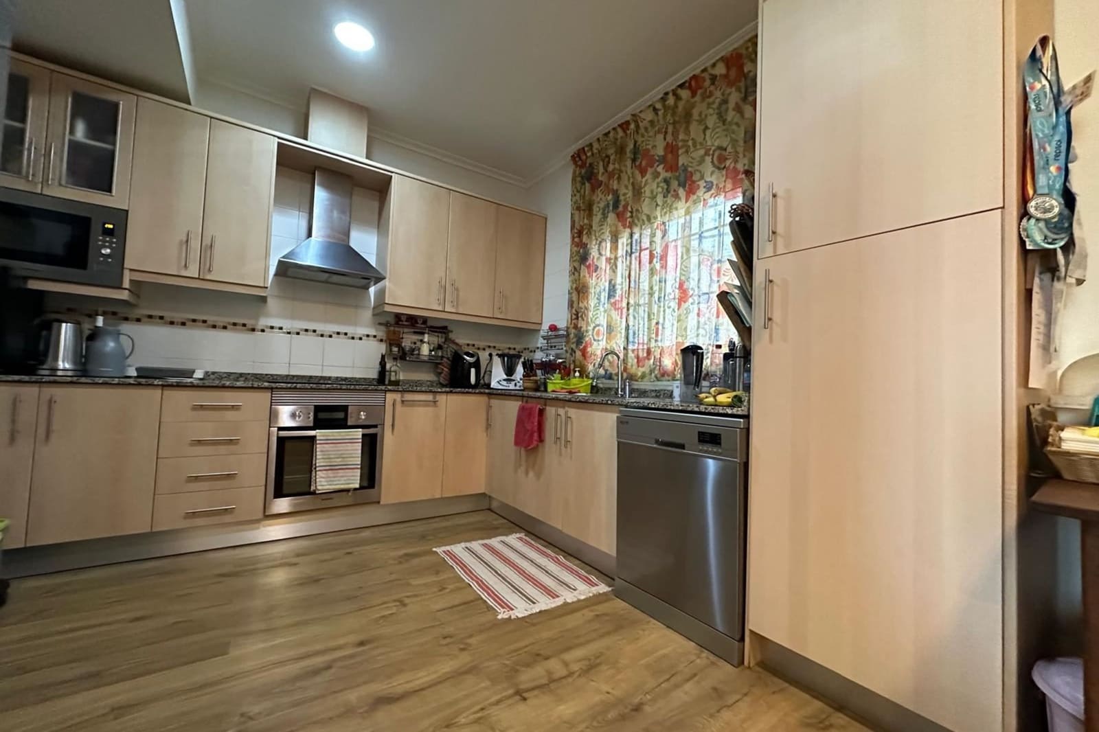 Chalet de 3 habitaciones en El Carmoli en venta con piscina - 425.000 € (Ref: 9544129)