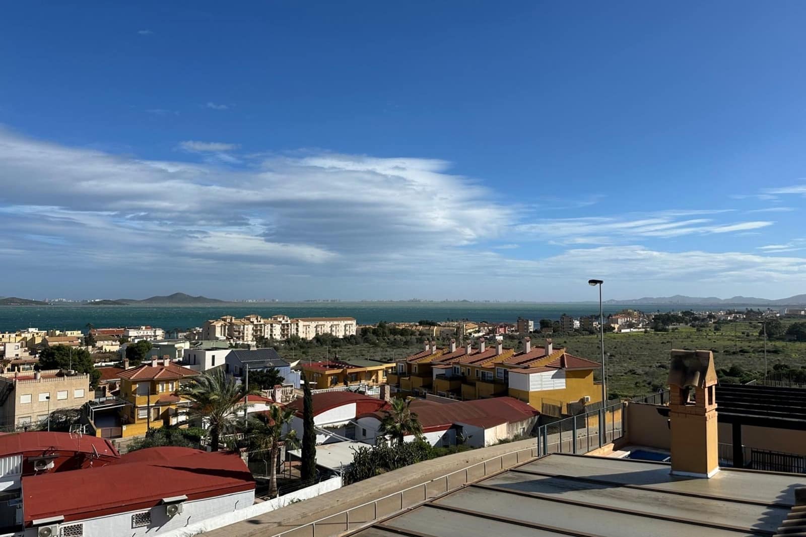 Chalet de 3 habitaciones en El Carmoli en venta con piscina - 425.000 € (Ref: 9544129)