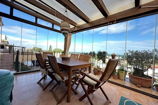 Chalet de 3 habitaciones en El Carmoli, Cartagena en venta con piscina - 425.000 € (Ref: 9544129)