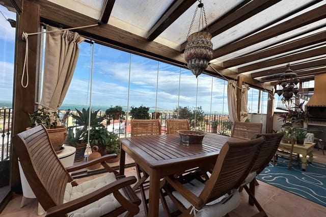 Chalet de 3 habitaciones en El Carmoli, Cartagena en venta con piscina - 425.000 € (Ref: 9544129)