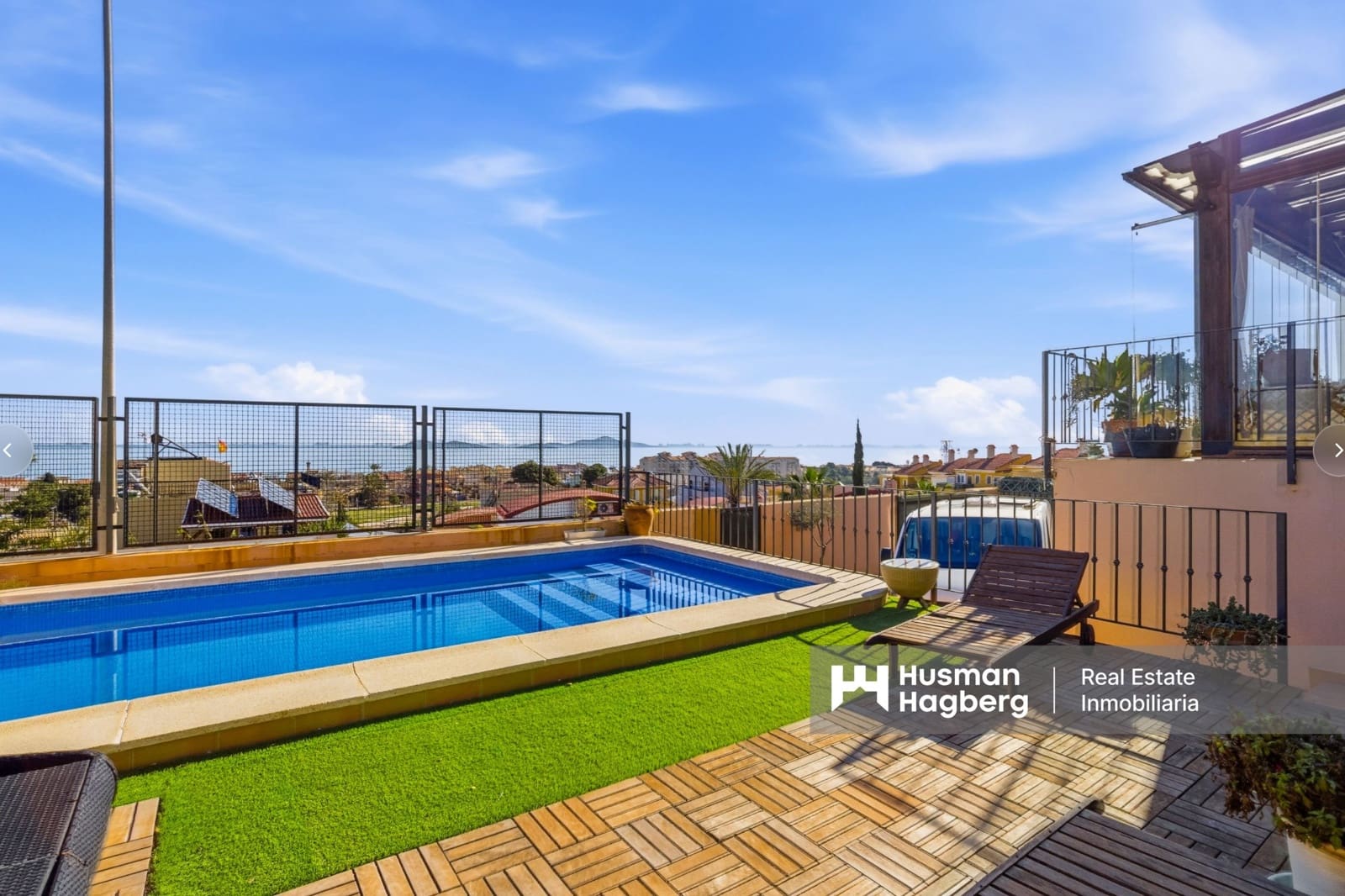3 quarto Moradia para venda em El Carmoli com piscina - 425 000 € (Ref: 9544129)