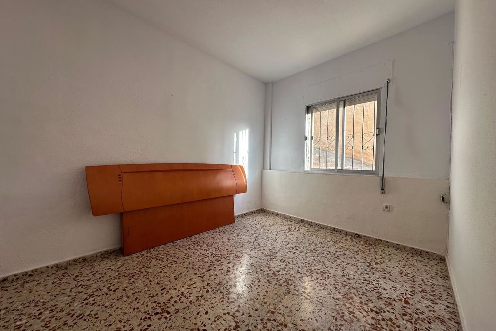 3 soveværelse Lejlighed til salg i Portman - € 106.000 (Ref: 9564130)