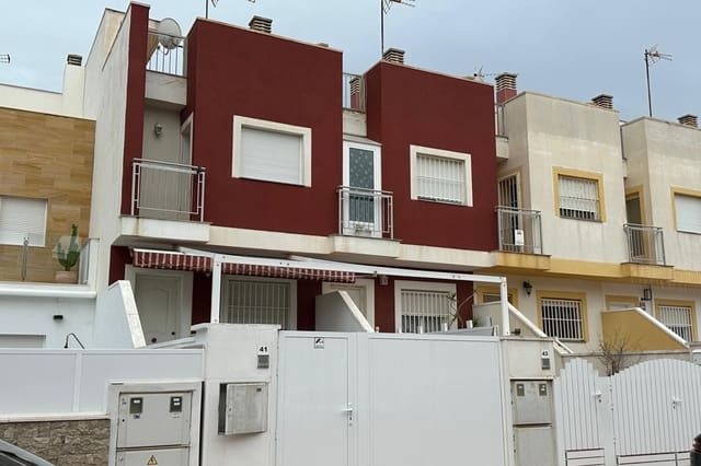 Casa de 3 habitaciones en Los Peñascos - El Salero - Los Imbernones, San Pedro del Pinatar en venta - 189.000 € (Ref: 9566690)