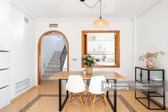 4 bedroom Villa for sale in Santiago de la Ribera, San Javier with pool - € 535,000 (Ref: 9570153)