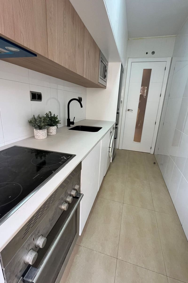 2 bedroom Apartment for sale in Los Alcazares with pool - € 144,300 (Ref: 9614565)