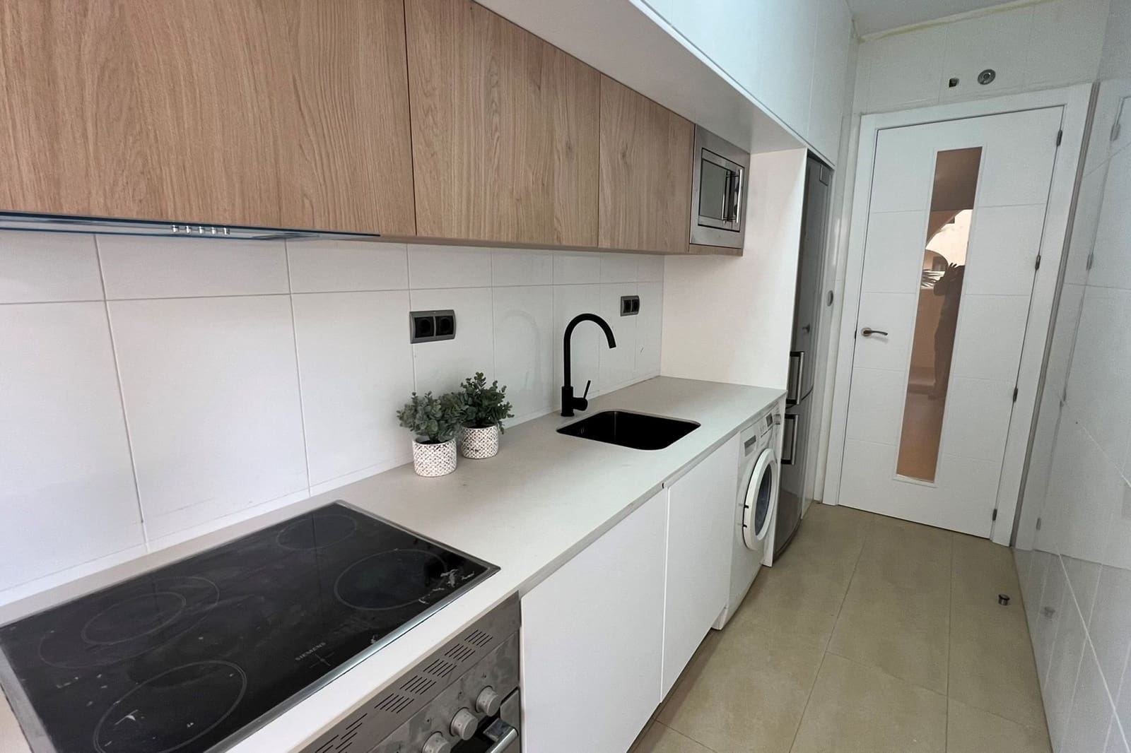 2 bedroom Apartment for sale in Los Alcazares with pool - € 144,300 (Ref: 9614565)