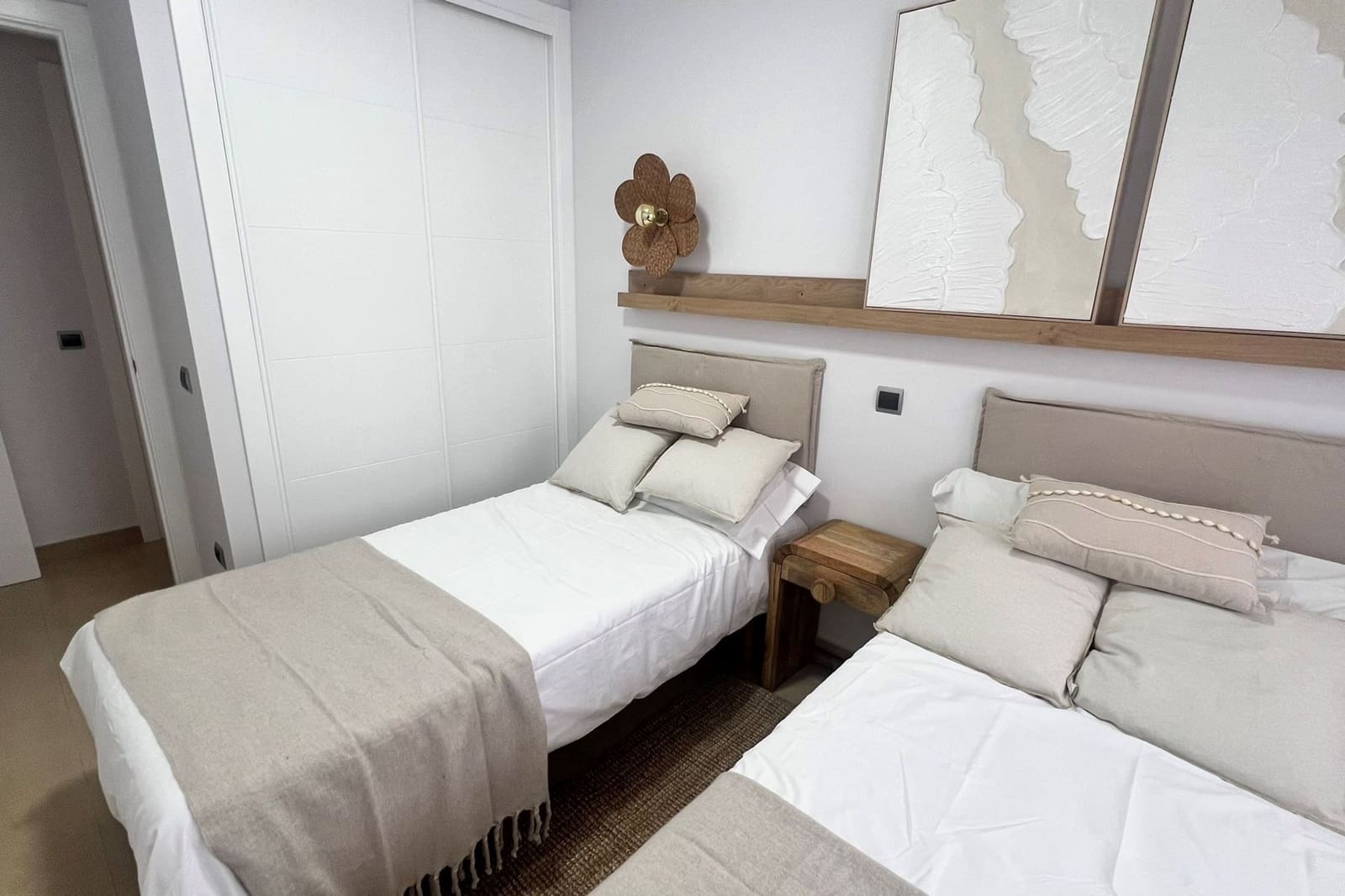 2 bedroom Apartment for sale in Los Alcazares with pool - € 144,300 (Ref: 9614565)