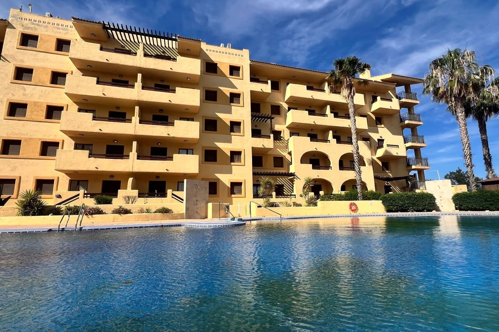 2 bedroom Apartment for sale in Los Alcazares with pool - € 144,300 (Ref: 9614565)