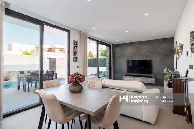 3 makuuhuone Huvila myytävänä paikassa Santiago de la Ribera, San Javier mukana uima-altaan - 695 000 € (Ref: 9636132)