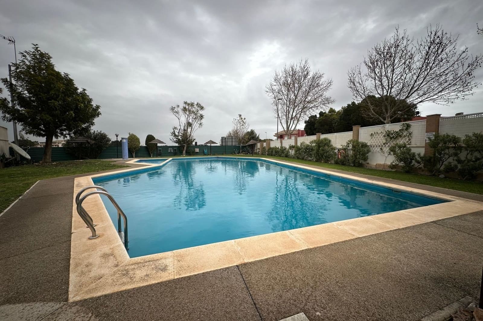 2 sypialnia Apartament na sprzedaż w San Cayetano z basenem - 149 900 € (Ref: 9656853)