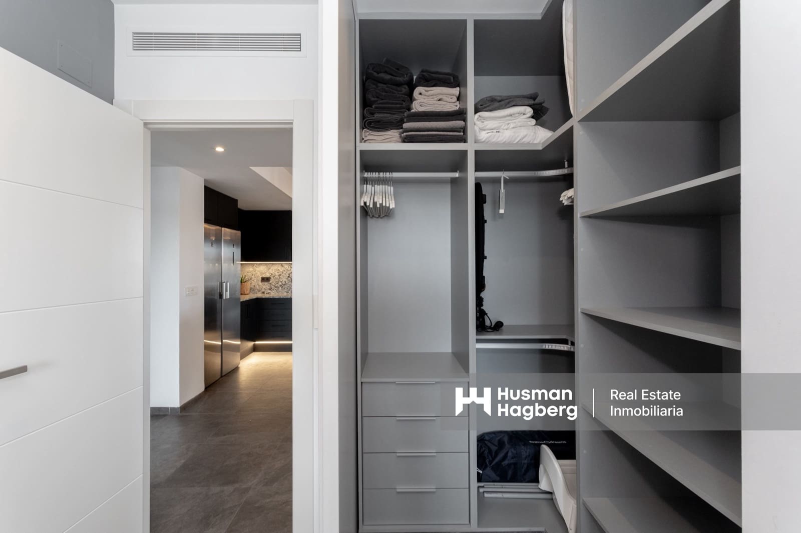 Apartamento de 3 habitaciones en Santiago de la Ribera en venta con piscina - 799.000 € (Ref: 9782007)