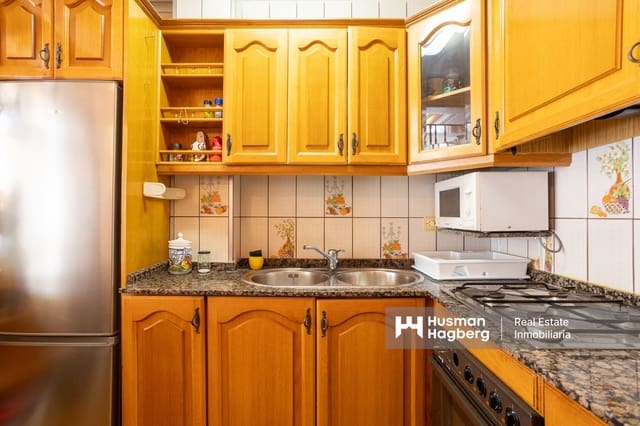 Casa de 3 habitaciones en Centro, Los Alcázares en venta - 265.000 € (Ref: 9802902)