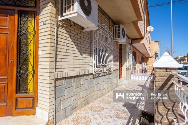 Casa de 3 habitaciones en Centro, Los Alcázares en venta - 265.000 € (Ref: 9802902)