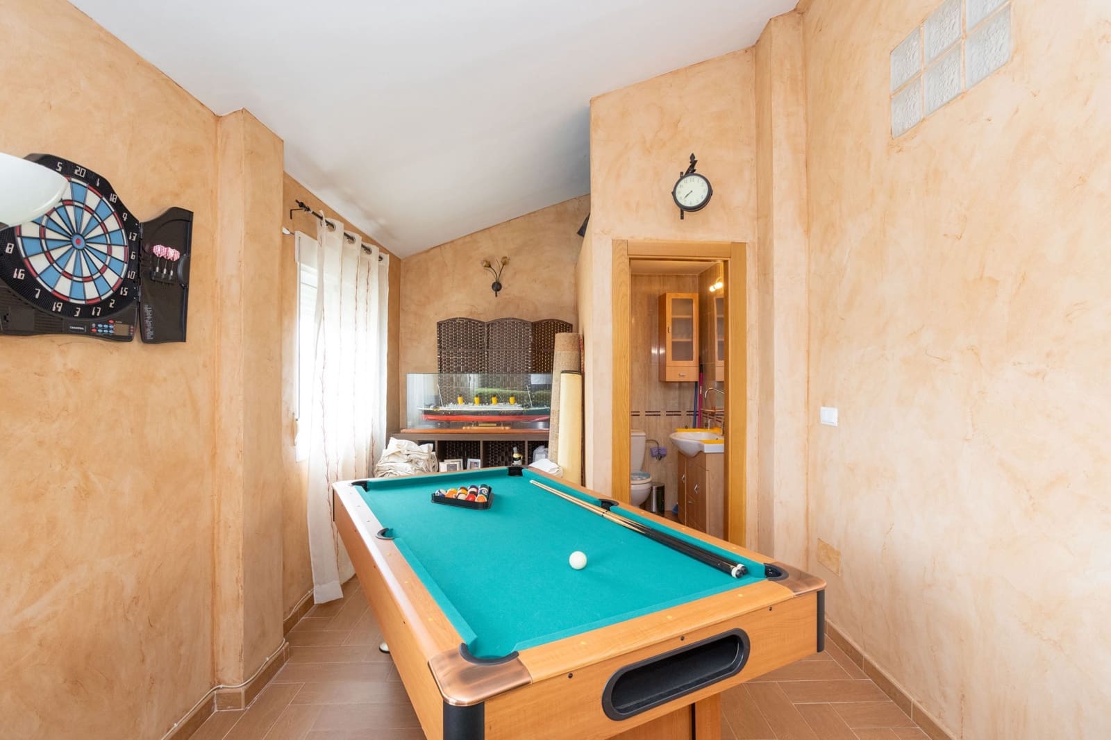 Casa de 4 habitaciones en Los Alcázares en venta - 269.000 € (Ref: 9802904)