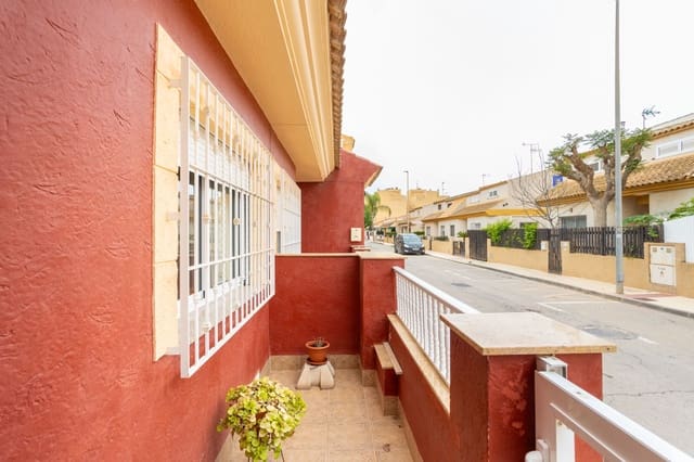 Casa de 4 habitaciones en Centro, Los Alcázares en venta - 269.000 € (Ref: 9802904)