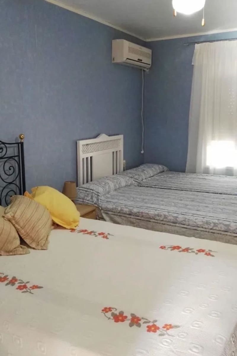 4 bedroom Villa for sale in Los Alcazares - € 290,000 (Ref: 9805508)