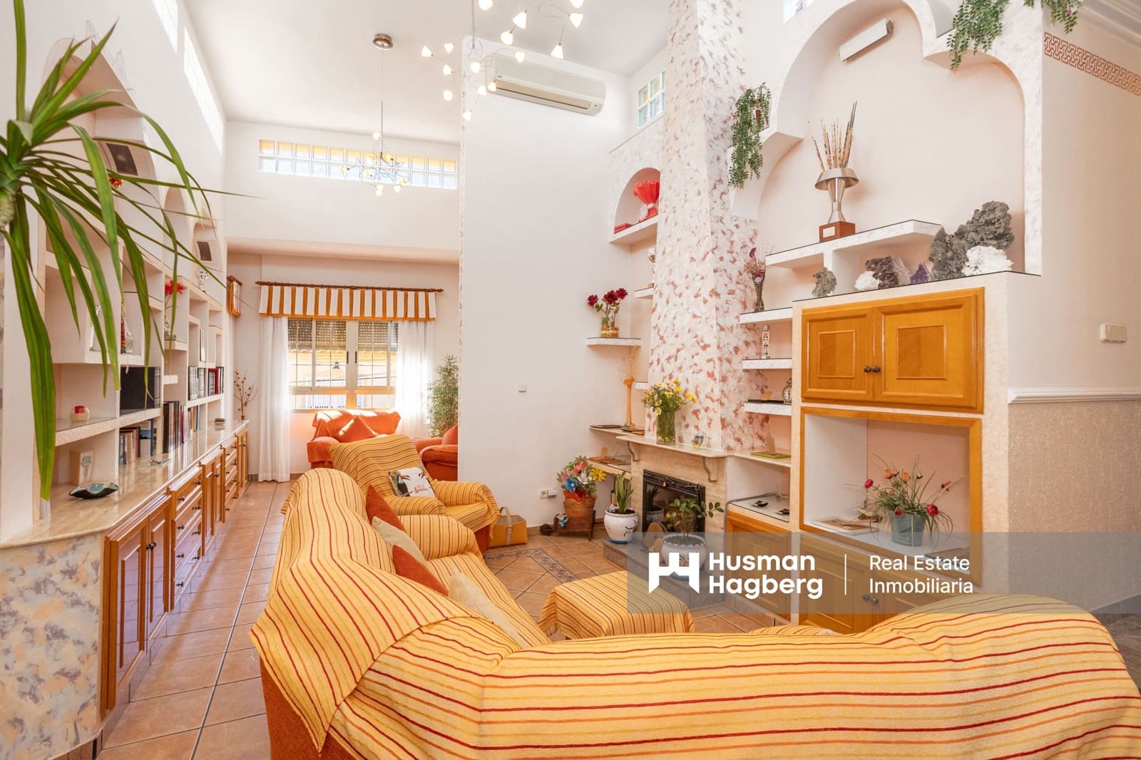 4 makuuhuone Huvila myytävänä paikassa La Union - 375 000 € (Ref: 9838475)