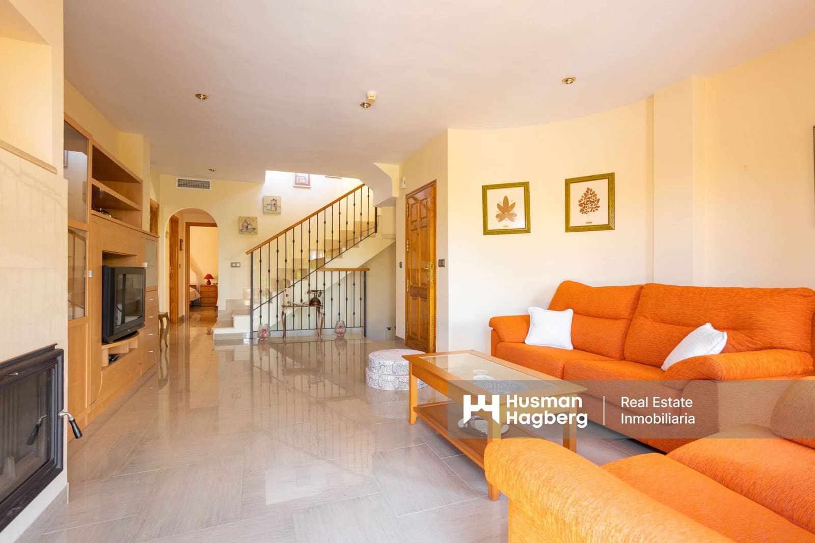3 bedroom Villa for sale in Playa Honda with pool - € 499,950 (Ref: 9838476)