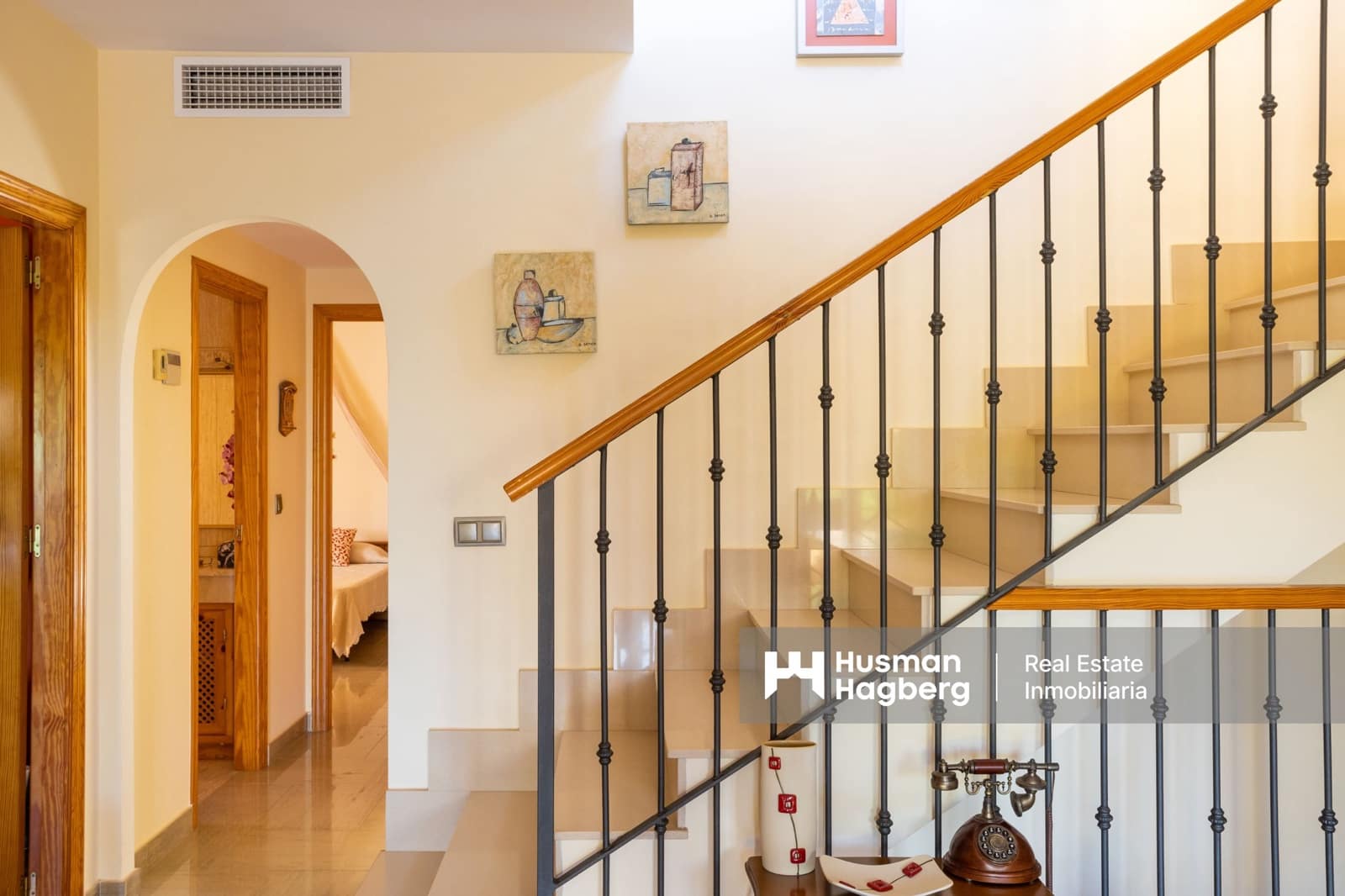 3 bedroom Villa for sale in Playa Honda with pool - € 499,950 (Ref: 9838476)