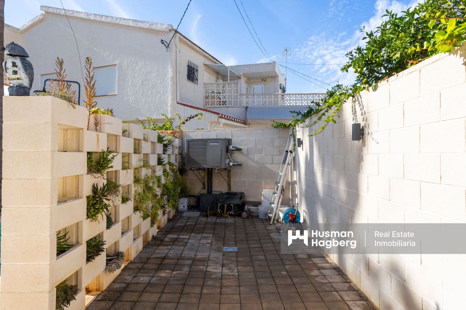 4 makuuhuone Omakotitalo myytävänä paikassa Santiago de la Ribera mukana uima-altaan - 569 000 € (Ref: 9838477)