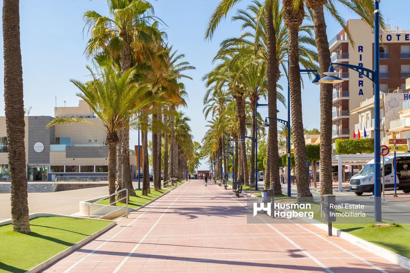 4 makuuhuone Omakotitalo myytävänä paikassa Santiago de la Ribera mukana uima-altaan - 569 000 € (Ref: 9838477)