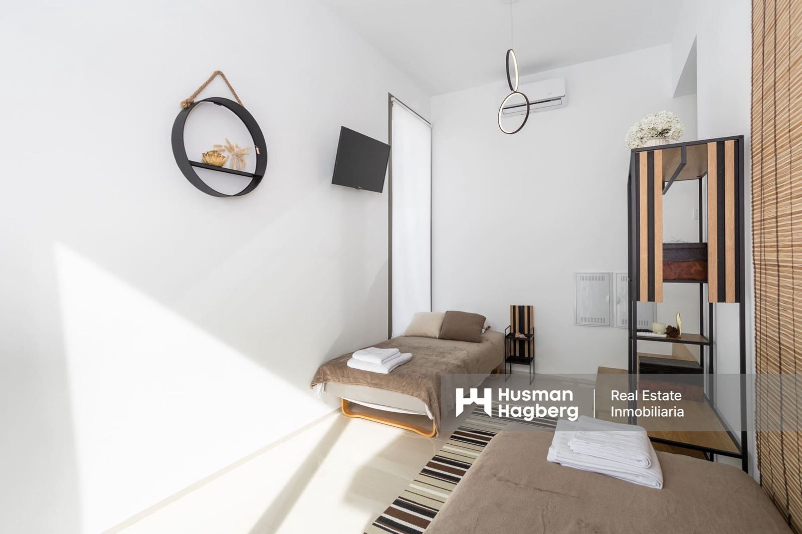 Chalet de 4 habitaciones en Los Alcázares en venta con piscina - 615.000 € (Ref: 9838599)