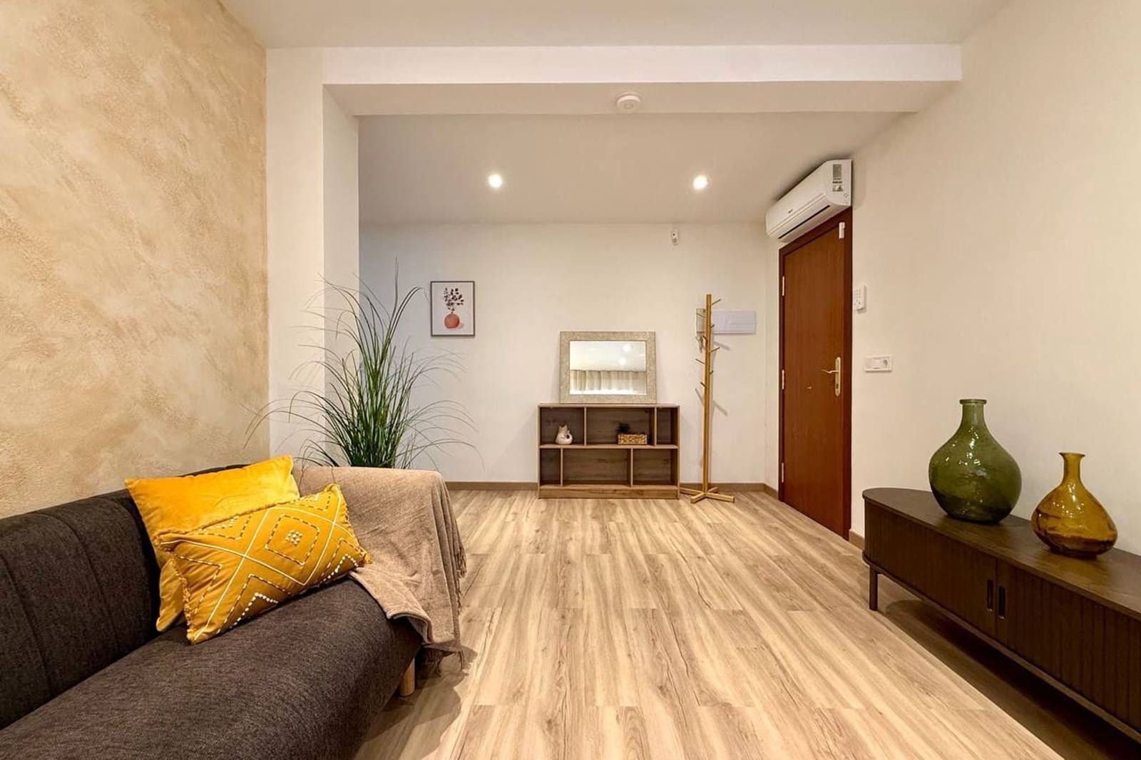 2 bedroom Apartment for sale in Los Cuarteros - € 168,900 (Ref: 9854321)