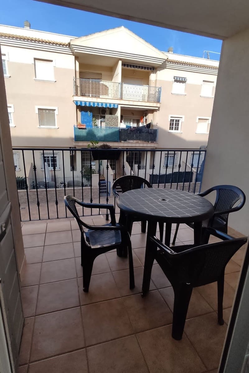 3 soveværelse Lejlighed til salg i Los Alcazares med swimmingpool - € 149.900 (Ref: 9861148)