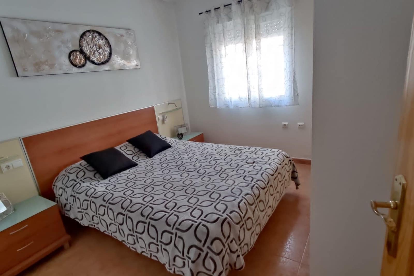 3 soveværelse Lejlighed til salg i Los Alcazares med swimmingpool - € 149.900 (Ref: 9861148)