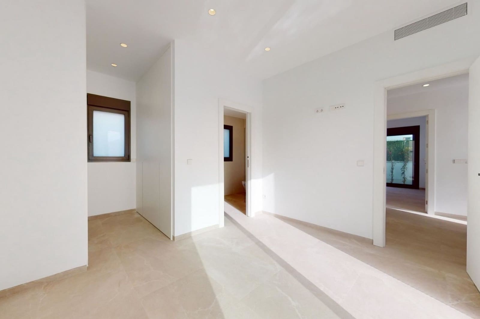 3 soverom Villa til salgs i Los Alcazares med svømmebasseng - € 739 900 (Ref: 9895221)
