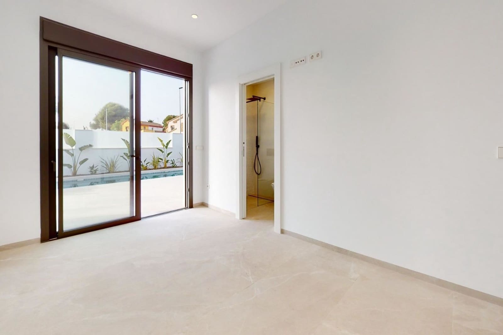 3 soverom Villa til salgs i Los Alcazares med svømmebasseng - € 739 900 (Ref: 9895221)