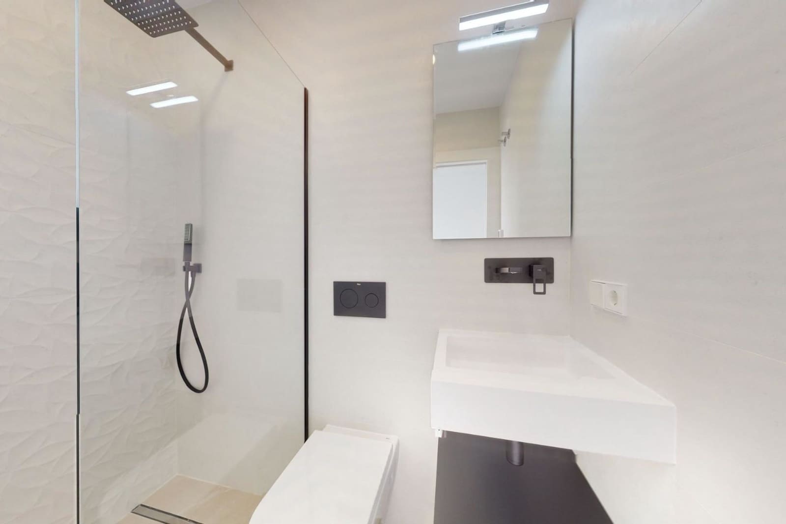 3 soverom Villa til salgs i Los Alcazares med svømmebasseng - € 739 900 (Ref: 9895221)