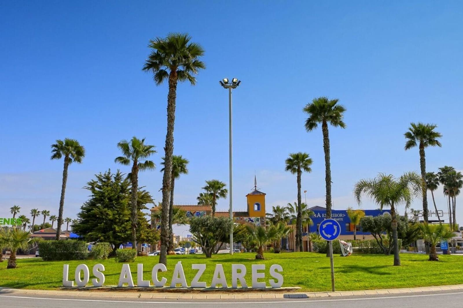 3 soverom Villa til salgs i Los Alcazares med svømmebasseng - € 739 900 (Ref: 9895221)