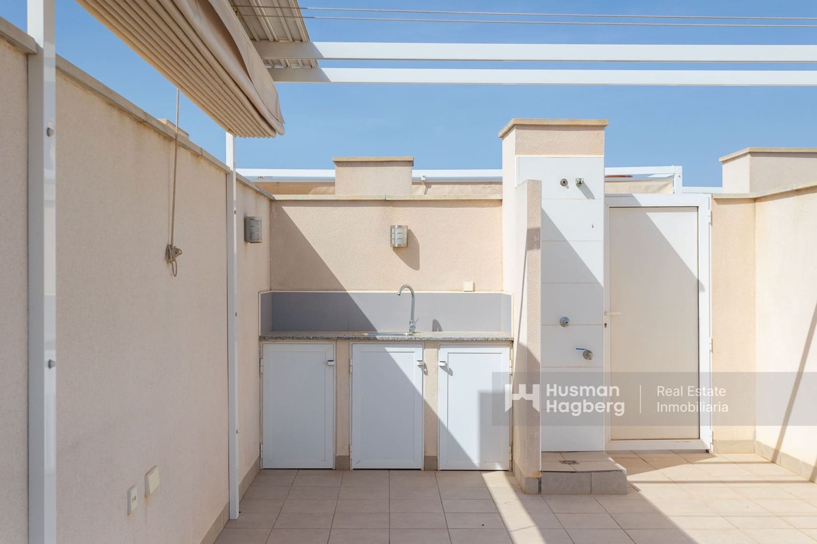 3 soverom Leilighet til salgs i Los Alcazares med svømmebasseng - € 269 900 (Ref: 9941492)