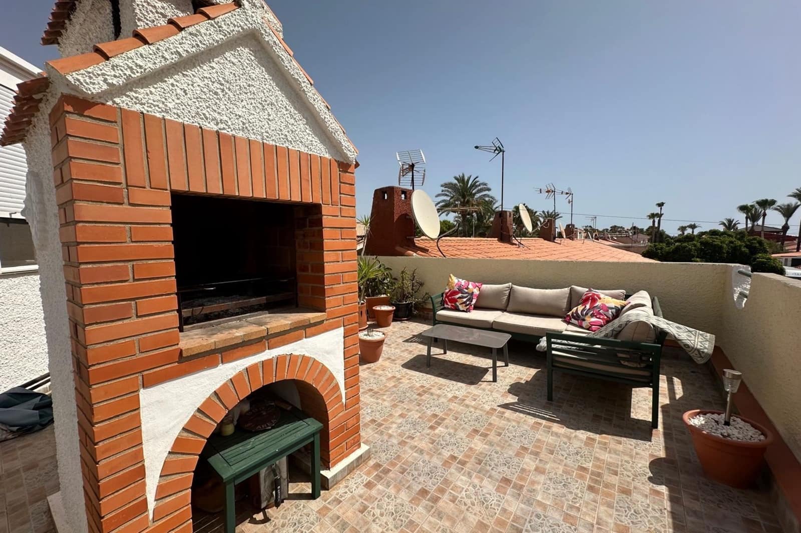 3 sovrum Hus till salu i Estrella de Mar med pool - 320 000 € (Ref: 9968877)