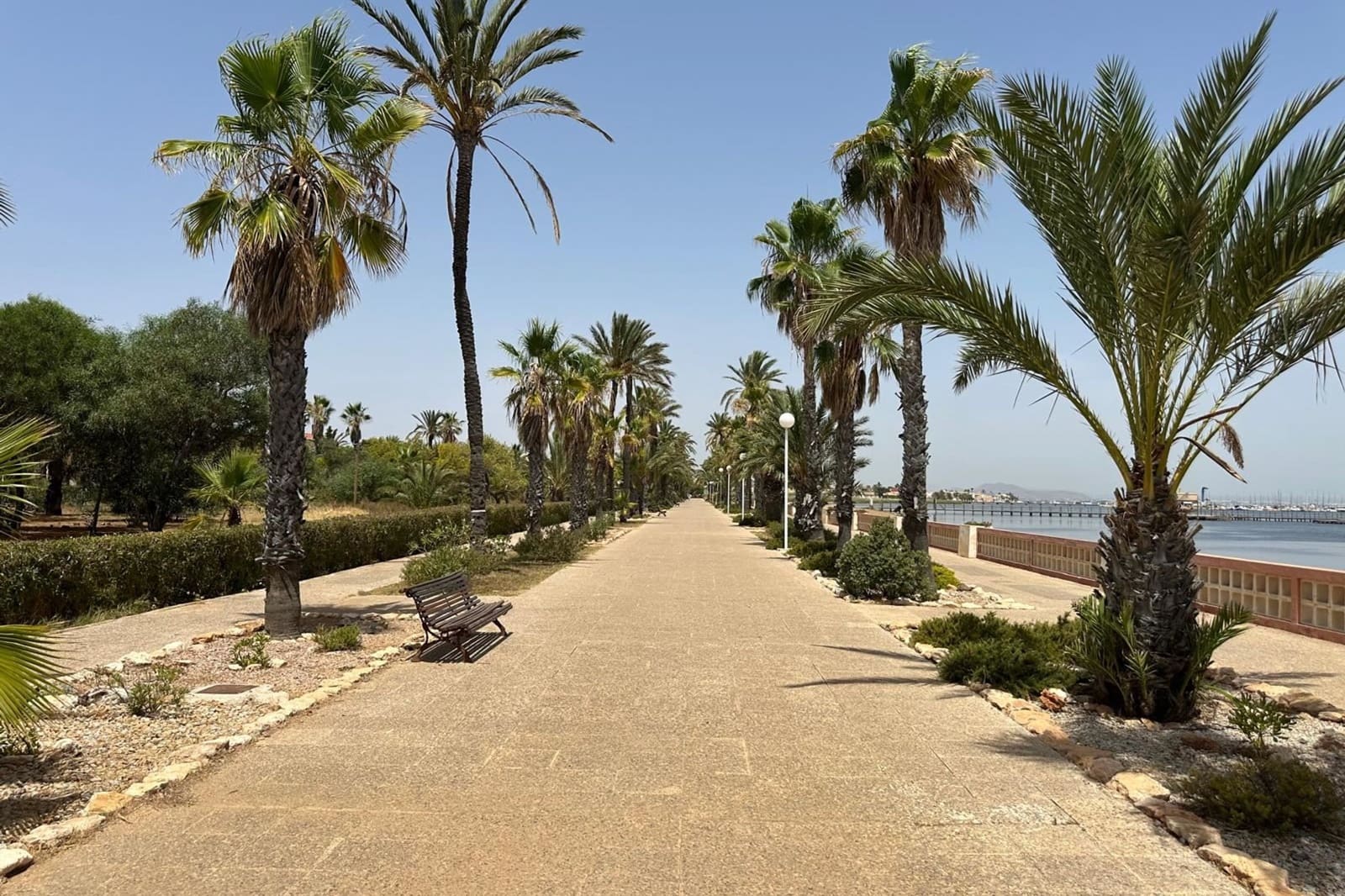 3 sovrum Hus till salu i Estrella de Mar med pool - 320 000 € (Ref: 9968877)