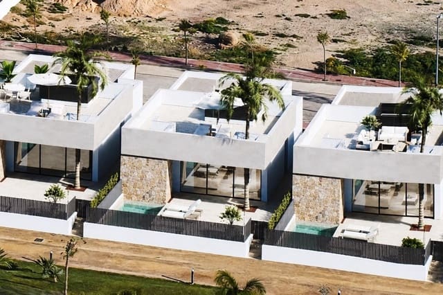 3 soveværelse Villa til salg i Torre-Pacheco med swimmingpool - € 695.000 (Ref: 9981436)